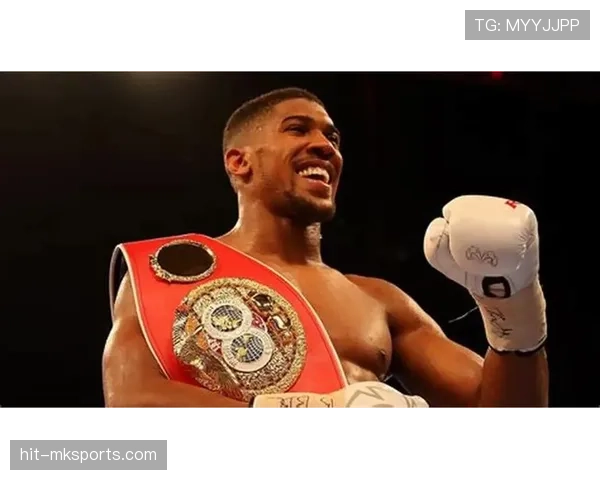 安东尼·约书亚超市刷卡那一瞬间我懵了，收据居然比我一个月工资还长